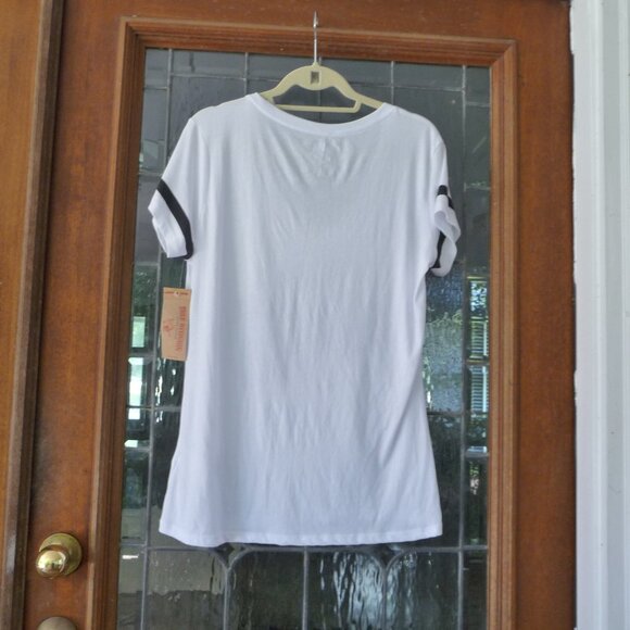 TRUE RELIGION V NECK TEE SIZE XXL (runs small) - Picture 6 of 9